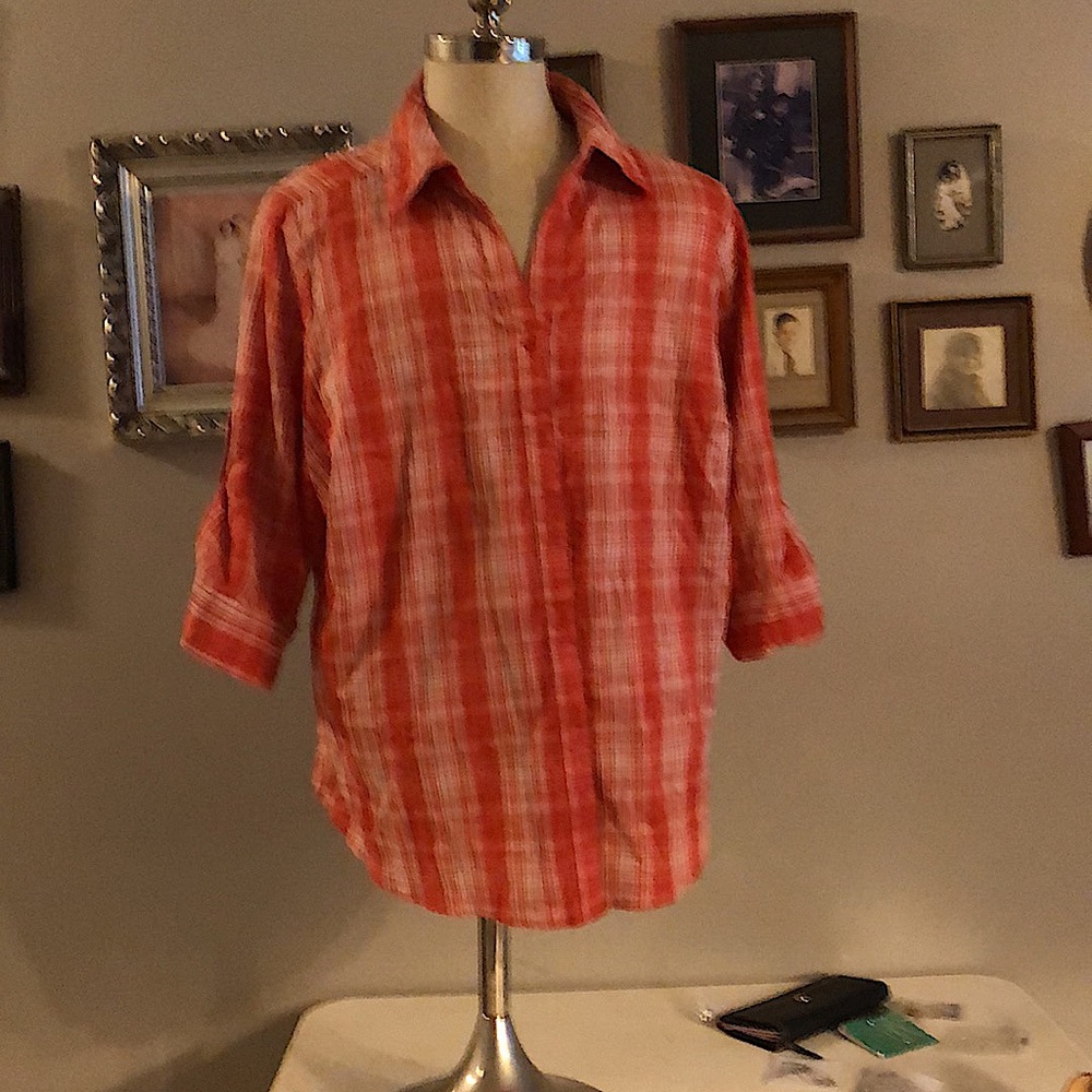 2X button down shirt